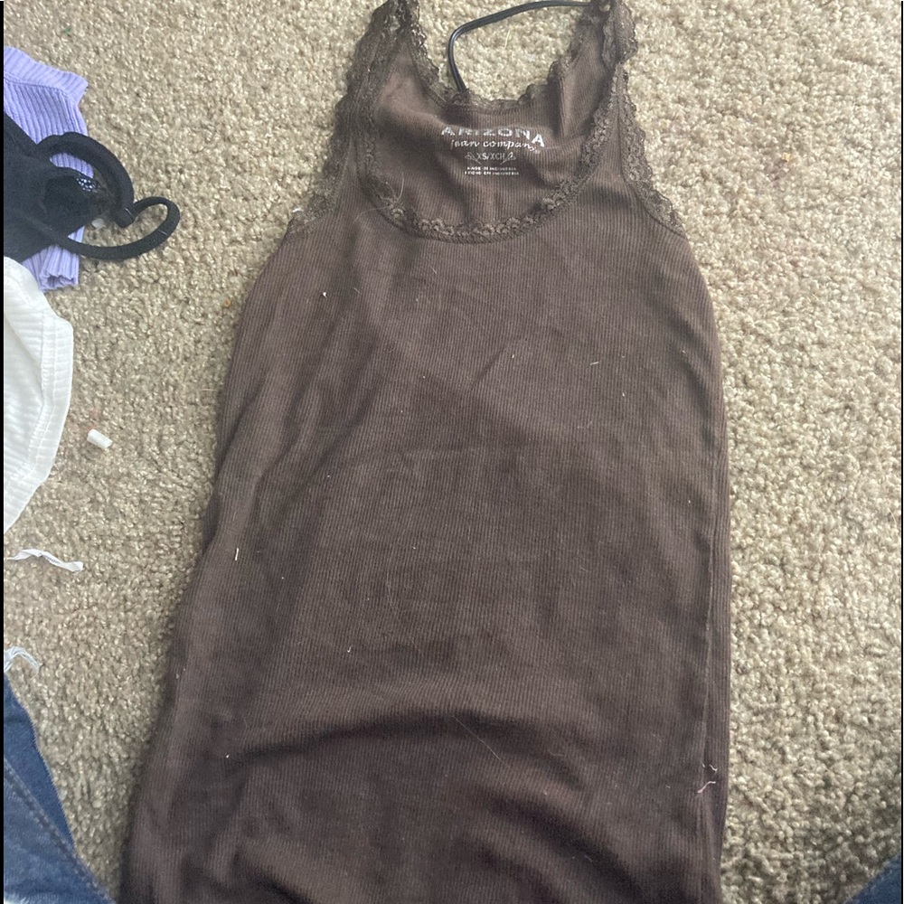 brown tank top